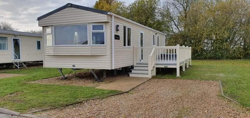 Ksr Hot Tub Holiday Home At Tattershall Lakes Phòng bức ảnh